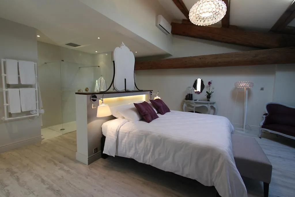 Le Vieux Four Hotel Mouries 0*,