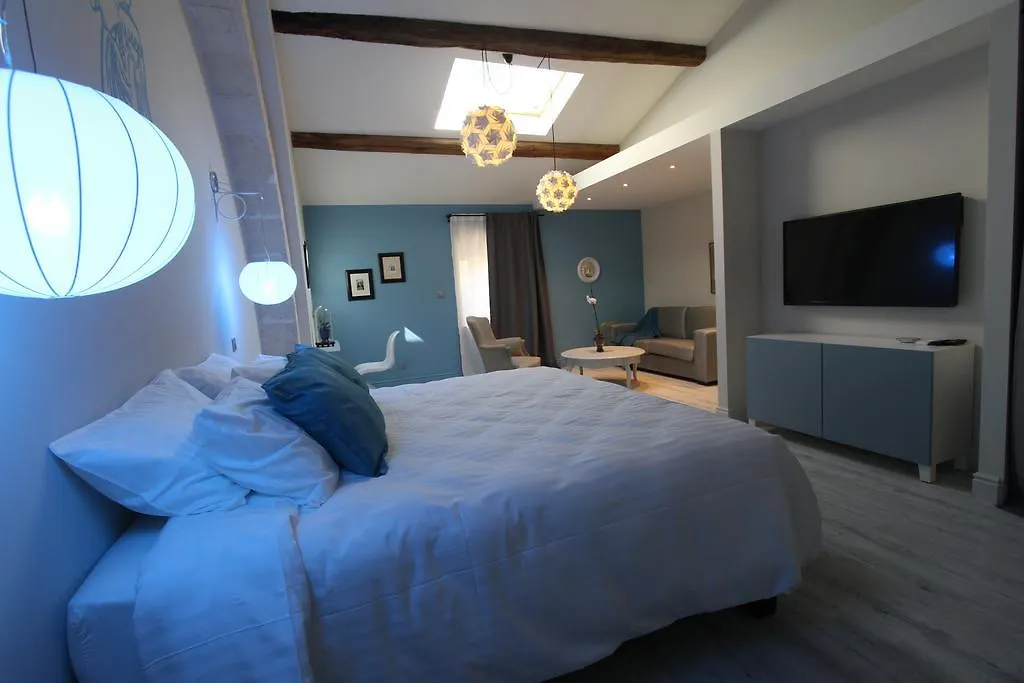 Le Vieux Four Hotel Mouries Guest house